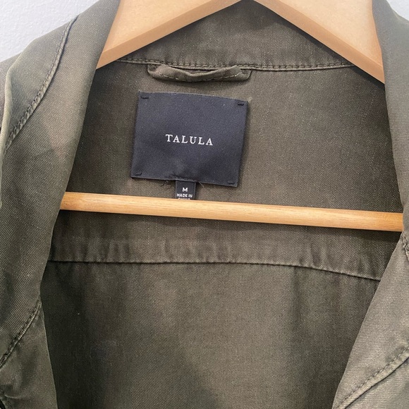 Dark green coat from aritzia size medium - Picture 3 of 3